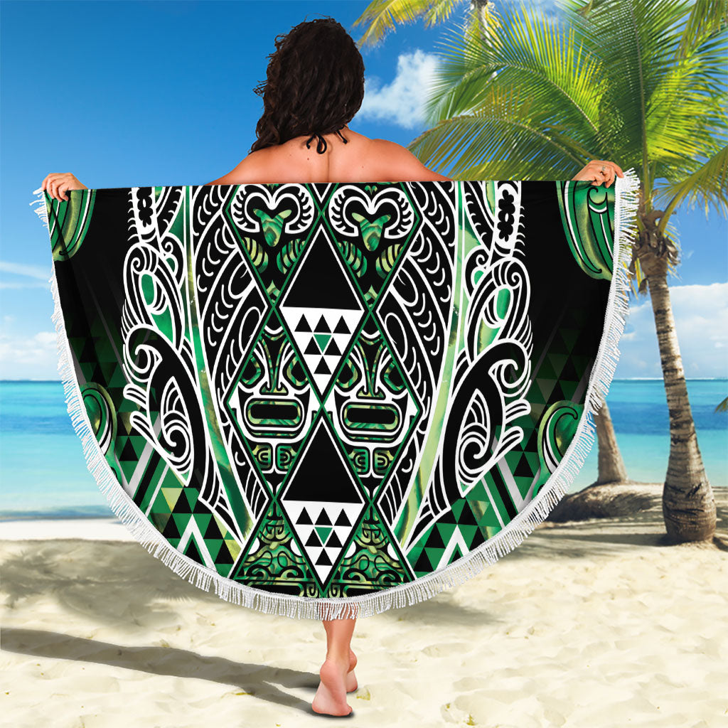 Aotearoa Whakatohea Beach Blanket Maori Tribal Green Abalone Paua Shell Pattern