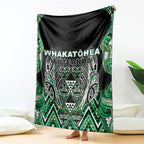 Aotearoa Whakatohea Blanket Maori Tribal Green Abalone Paua Shell Pattern