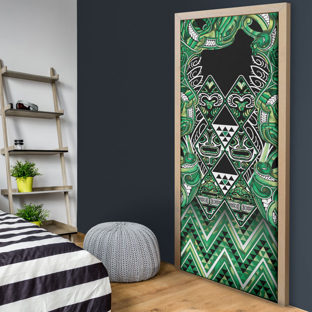 Aotearoa Whakatohea Door Cover Maori Tribal Green Abalone Paua Shell Pattern