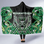 Aotearoa Whakatohea Hooded Blanket Maori Tribal Green Abalone Paua Shell Pattern