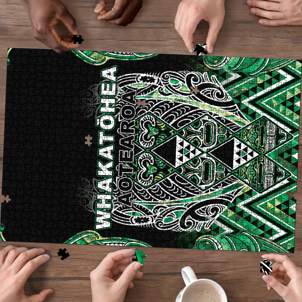 Aotearoa Whakatohea Puzzle Maori Tribal Green Abalone Paua Shell Pattern