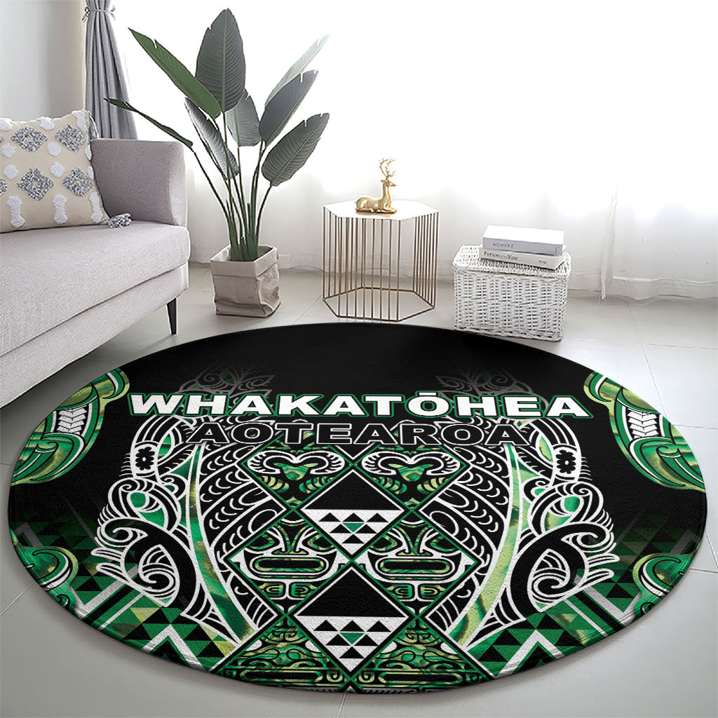Aotearoa Whakatohea Round Carpet Maori Tribal Green Abalone Paua Shell Pattern