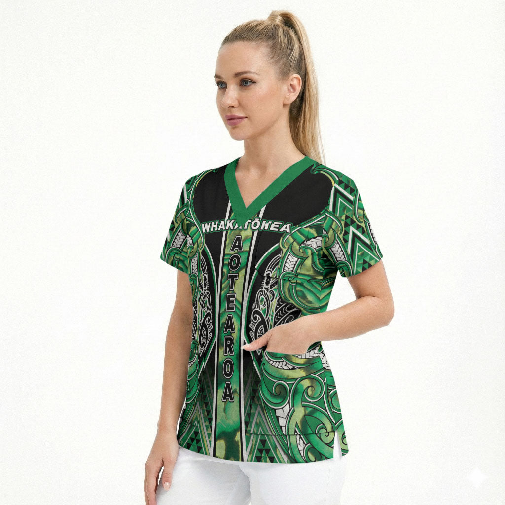 Aotearoa Whakatohea Scrub Top Maori Tribal Green Abalone Paua Shell Pattern