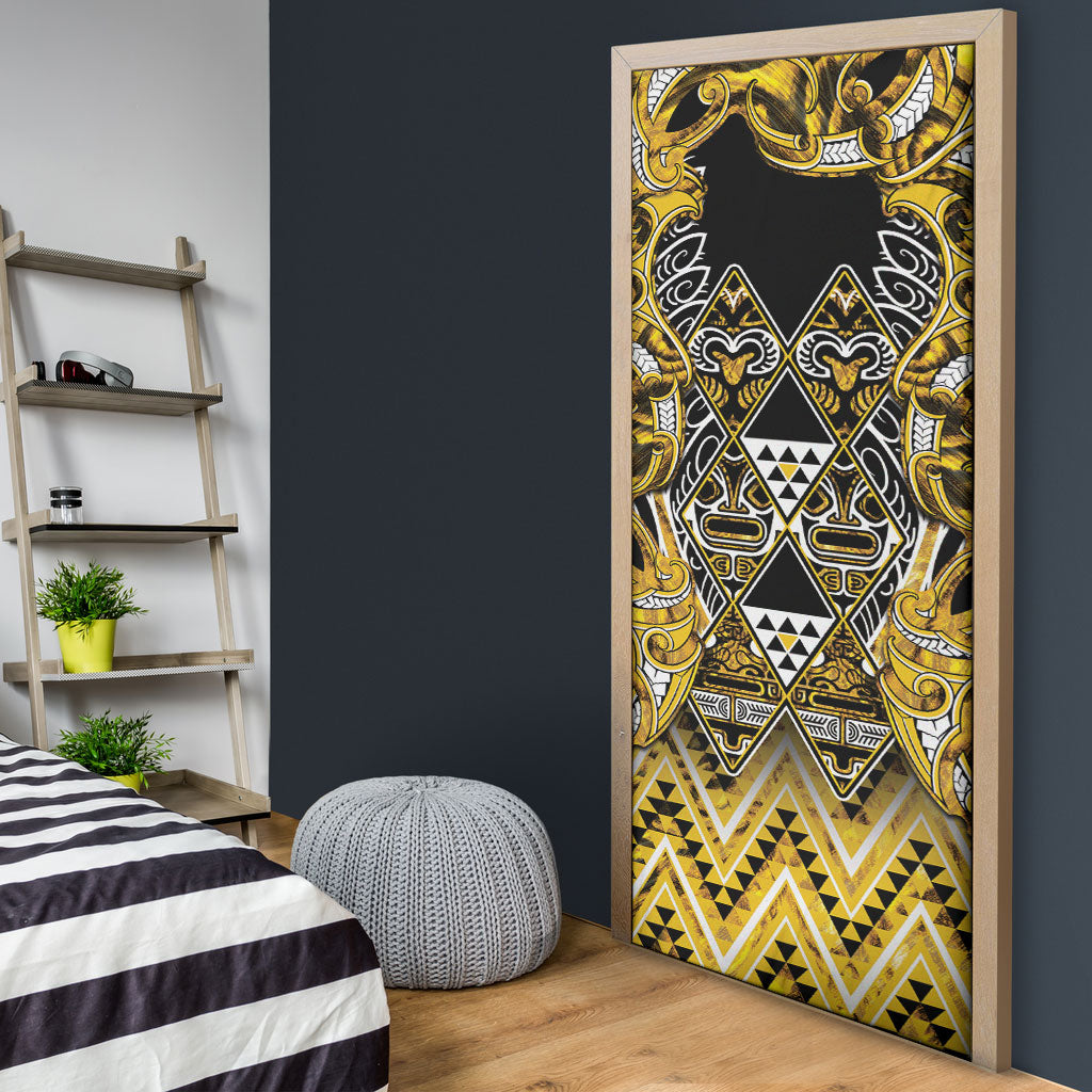 Aotearoa Ngati Whatua Door Cover Maori Tribal Gold Paua Shell Pattern