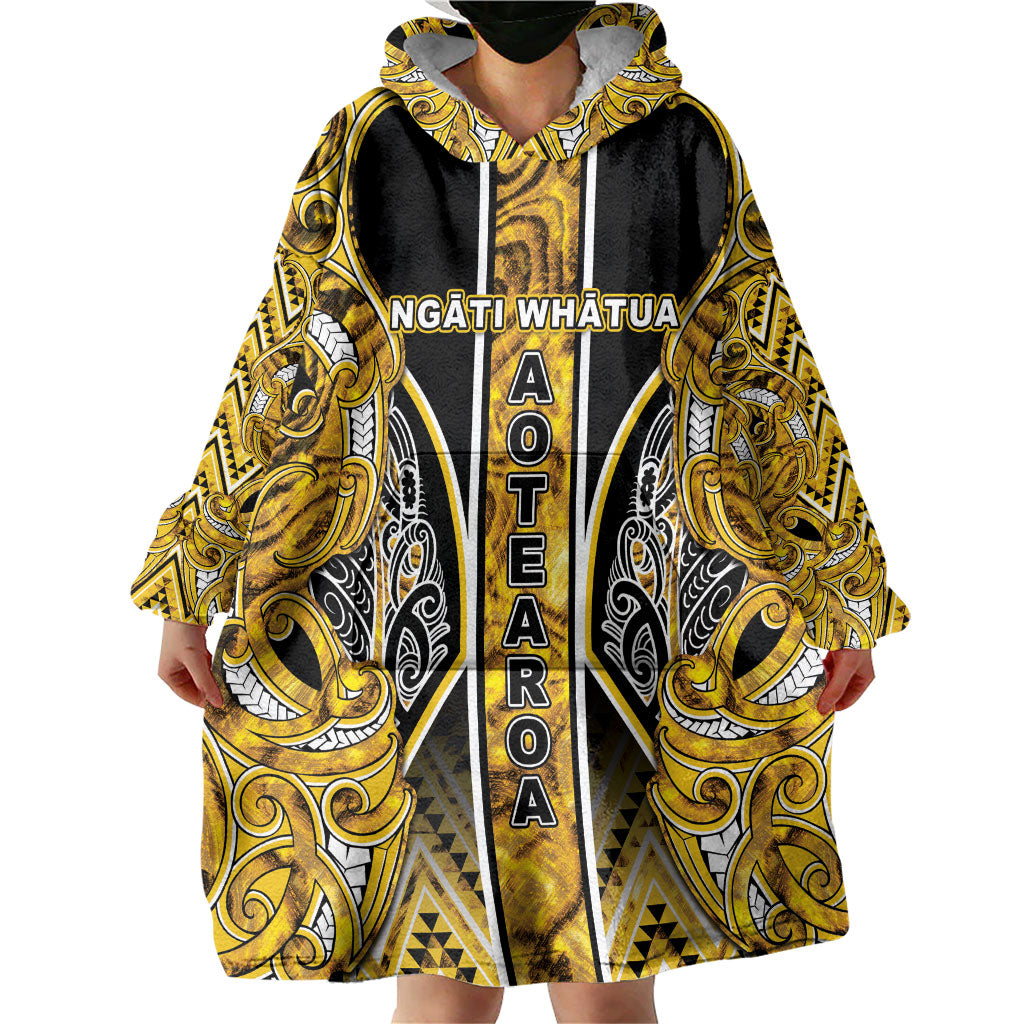 Aotearoa Ngati Whatua Wearable Blanket Hoodie Maori Tribal Gold Paua Shell Pattern