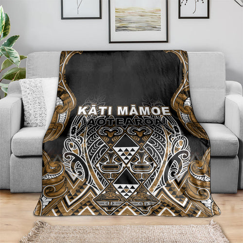 Aotearoa Kati Mamoe Blanket Maori Brown Tribal Paua Shell Pattern