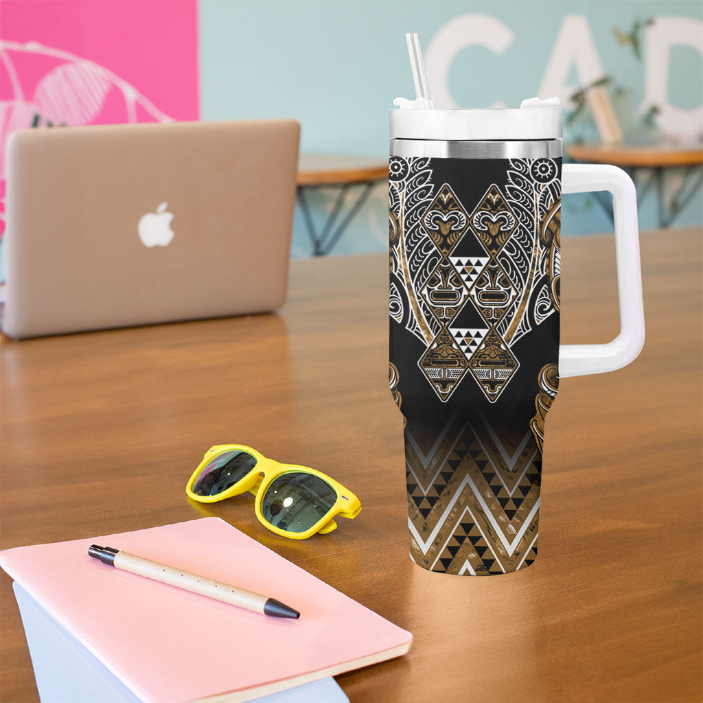Aotearoa Kati Mamoe Tumbler With Handle Maori Brown Tribal Paua Shell Pattern