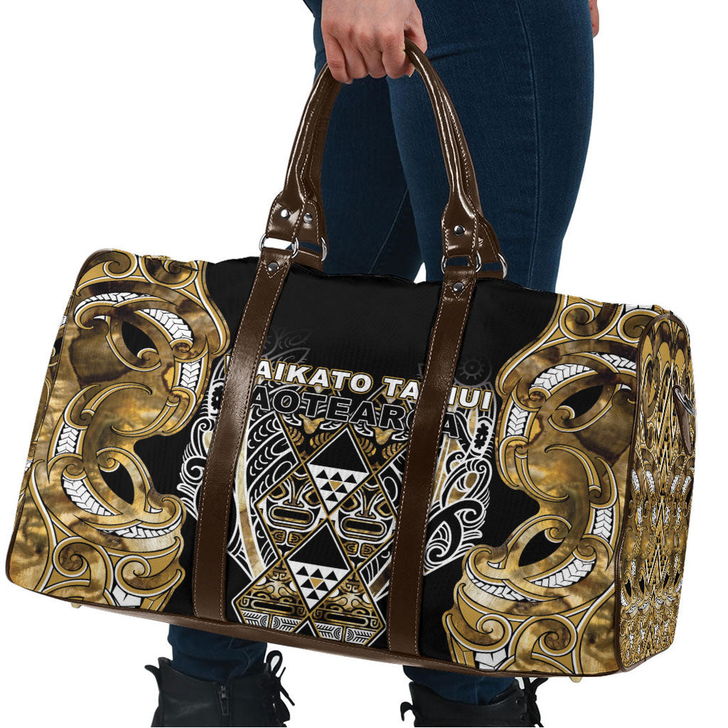 Aotearoa Waikato Tainui Travel Bag Maori Light Gold Tribal Paua Shell Pattern
