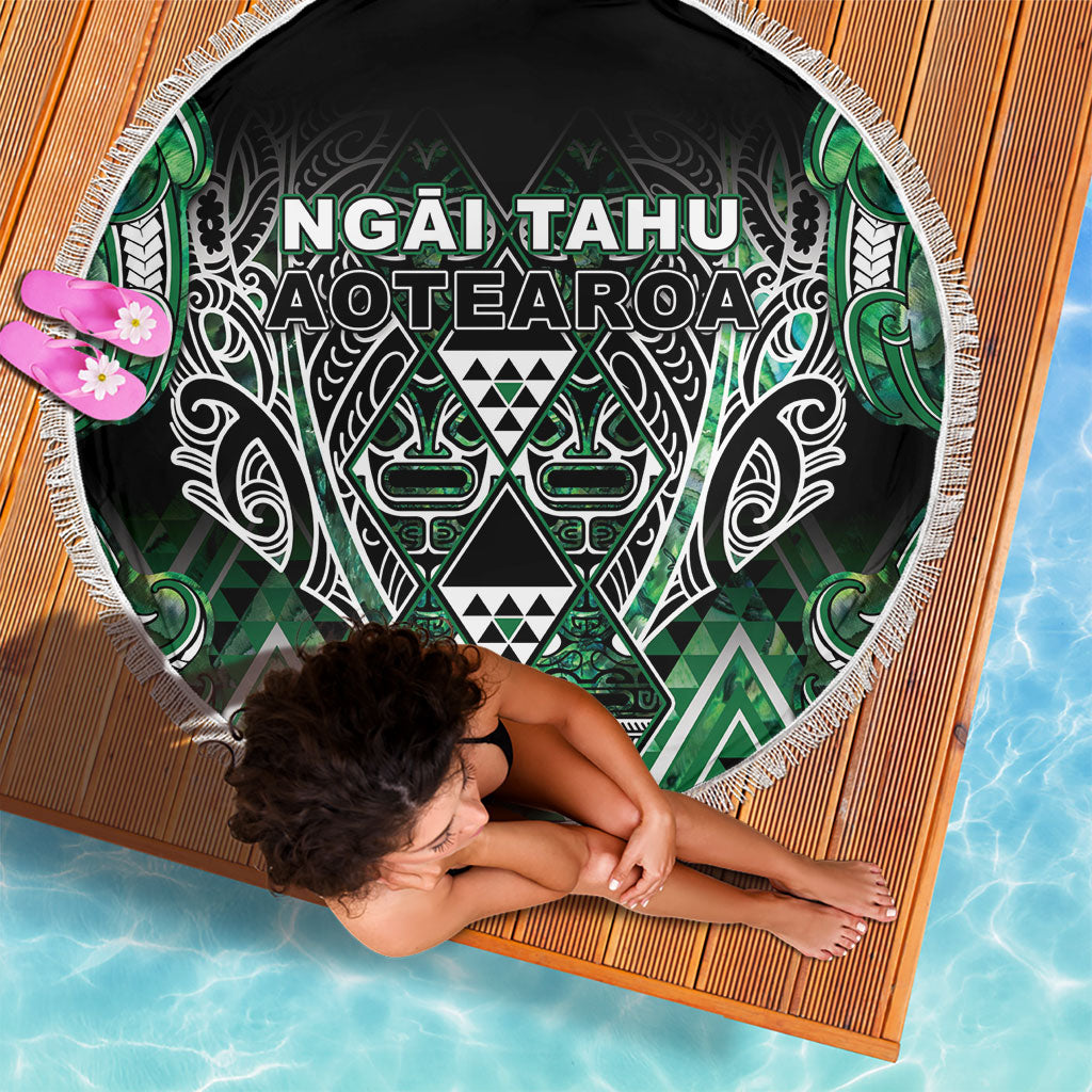 Aotearoa Ngai Tahu Beach Blanket Maori Tribal Dark Green Paua Shell Pattern