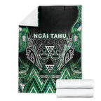 Aotearoa Ngai Tahu Blanket Maori Tribal Dark Green Paua Shell Pattern