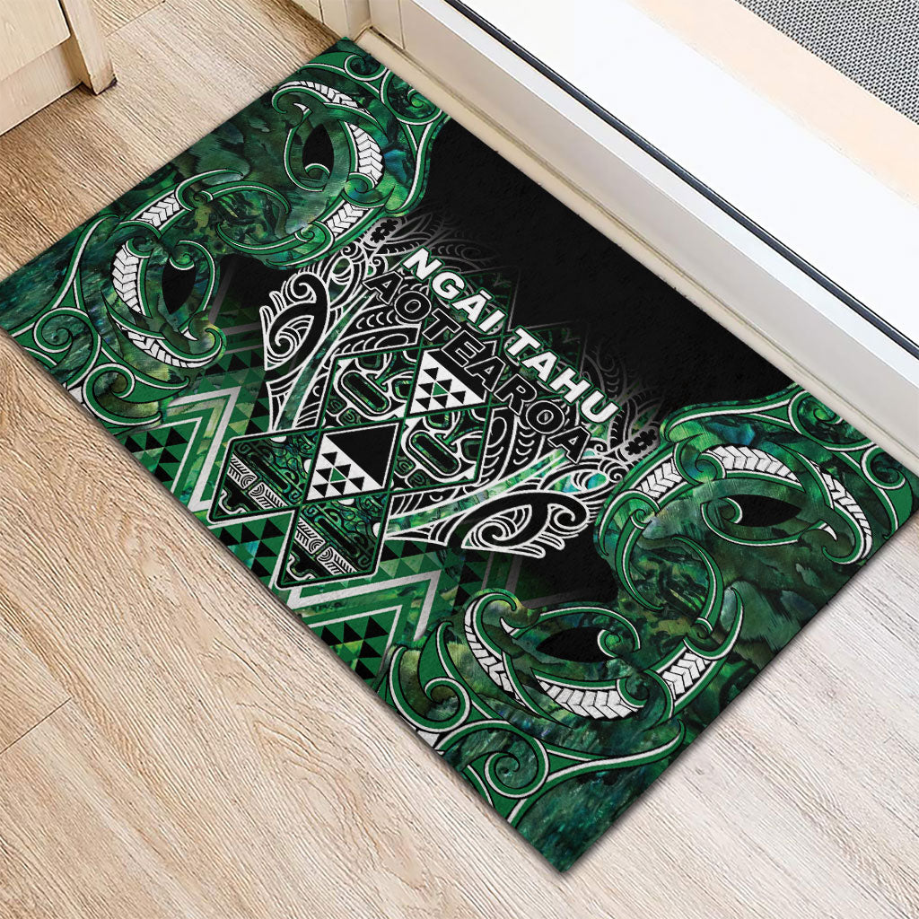 Aotearoa Ngai Tahu Rubber Doormat Maori Tribal Dark Green Paua Shell Pattern