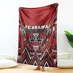 Aotearoa Te Arawa Blanket Maori Tribal Dark Red Paua Shell Pattern