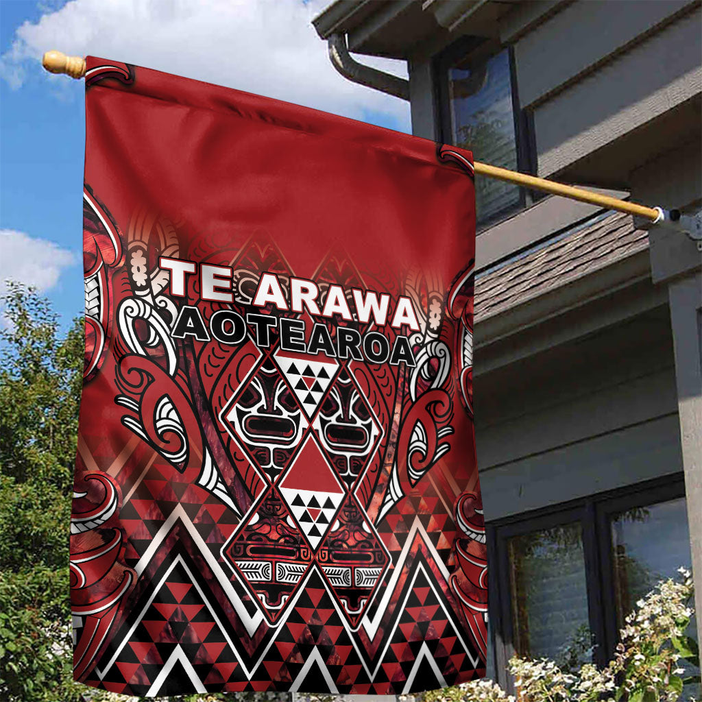Aotearoa Te Arawa Garden Flag Maori Tribal Dark Red Paua Shell Pattern