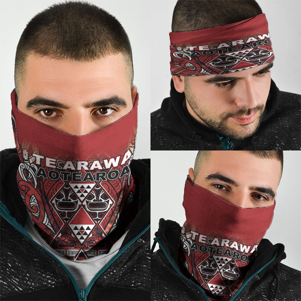 Aotearoa Te Arawa Neck Gaiter Maori Tribal Dark Red Paua Shell Pattern
