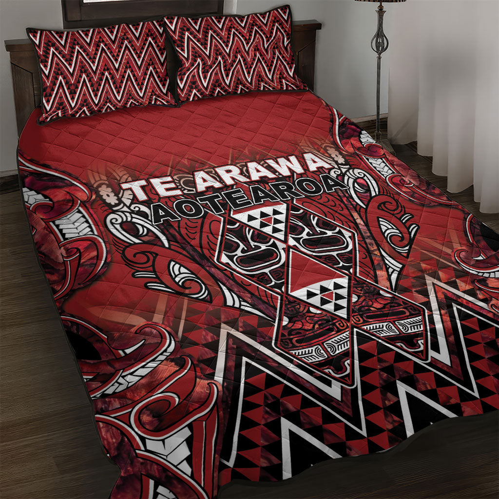 Aotearoa Te Arawa Quilt Bed Set Maori Tribal Dark Red Paua Shell Pattern