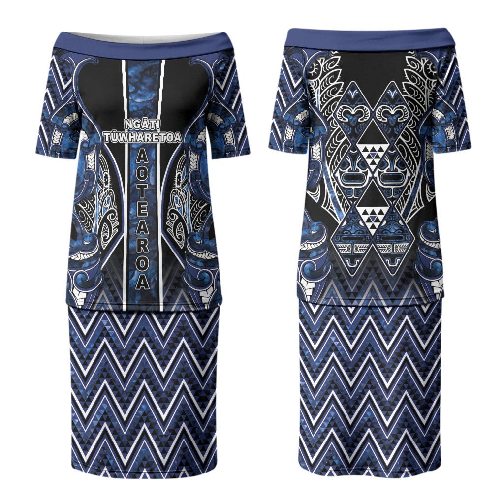 Aotearoa Tuwharetoa Couples Matching Puletasi and Long Sleeve Button Shirt Maori Tribal Navy Paua Shell Pattern