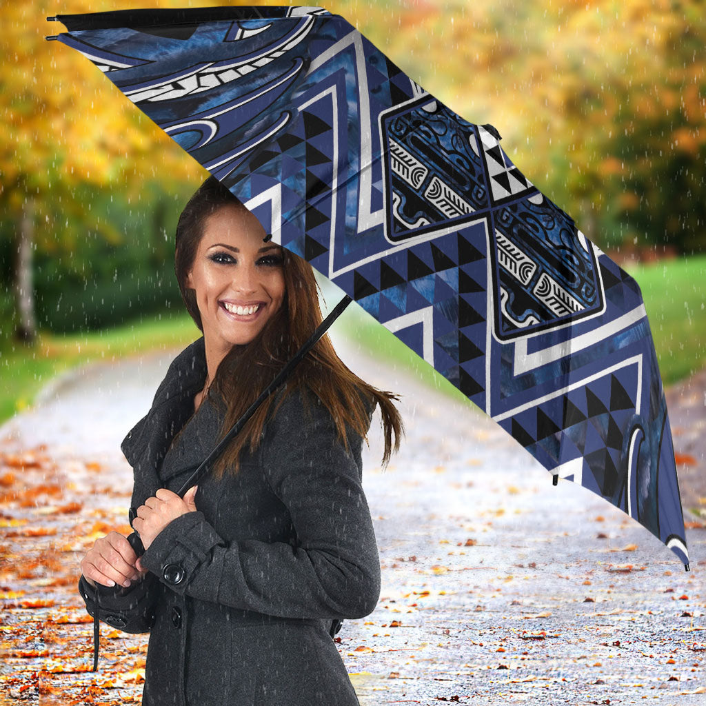 Aotearoa Tuwharetoa Umbrella Maori Tribal Navy Paua Shell Pattern
