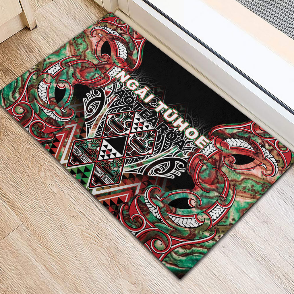 Aotearoa Ngai Tuhoe Rubber Doormat Maori Tribal Red And Green Paua Shell Pattern
