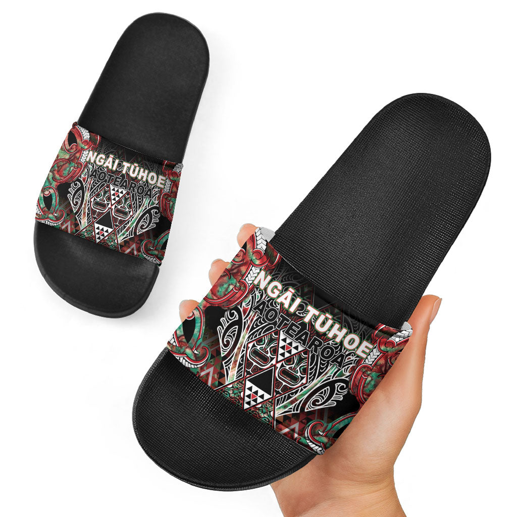 Aotearoa Ngai Tuhoe Slide Sandals Maori Tribal Red And Green Paua Shell Pattern