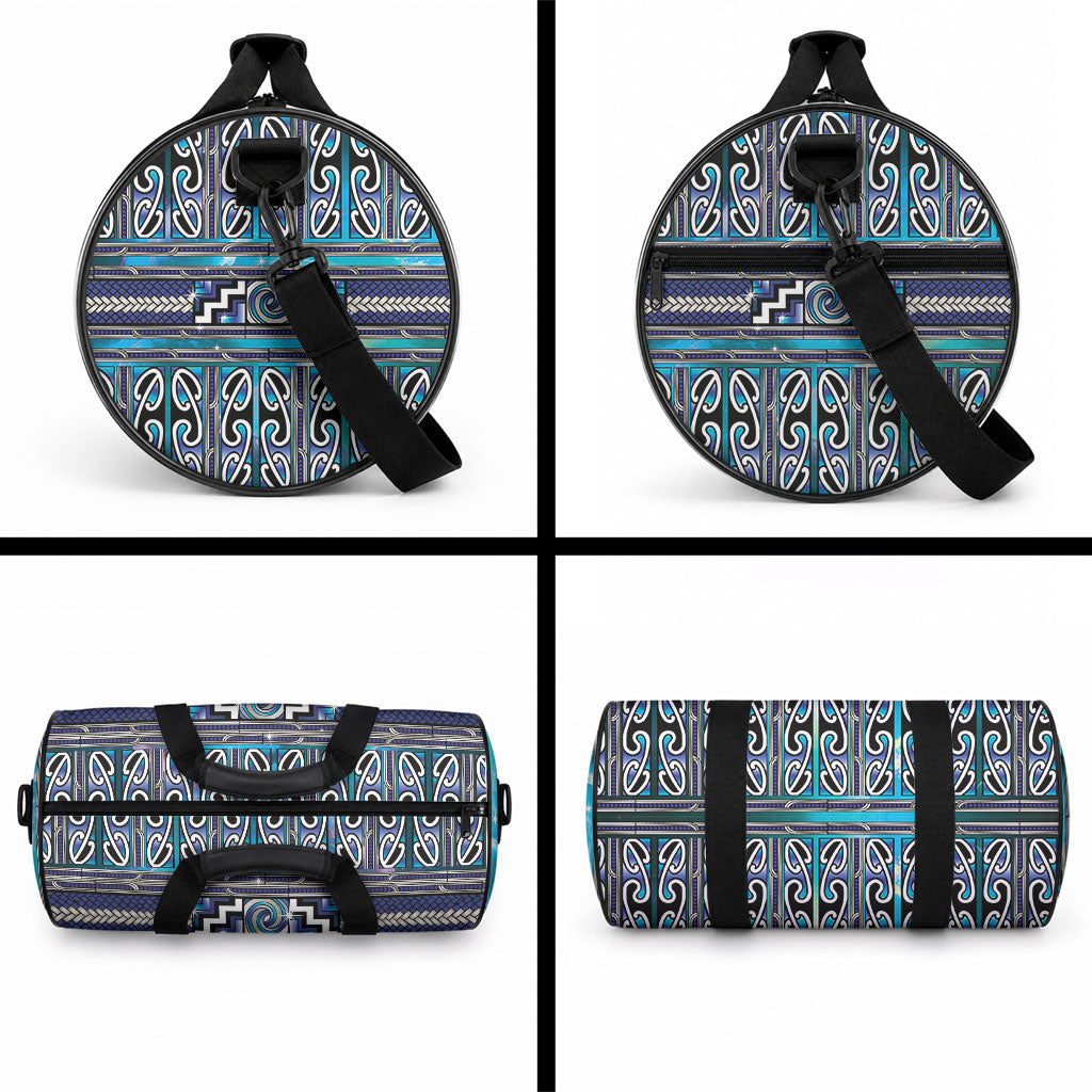 Maori Matariki Duffle Bag Blue Galaxy Aesthetic Koru Art