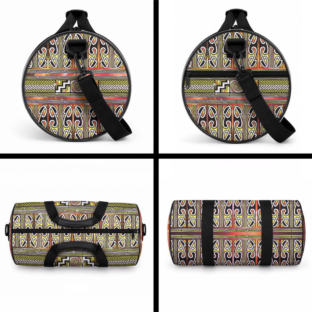 Maori Matariki Duffle Bag Yellow Galaxy Aesthetic Koru Art