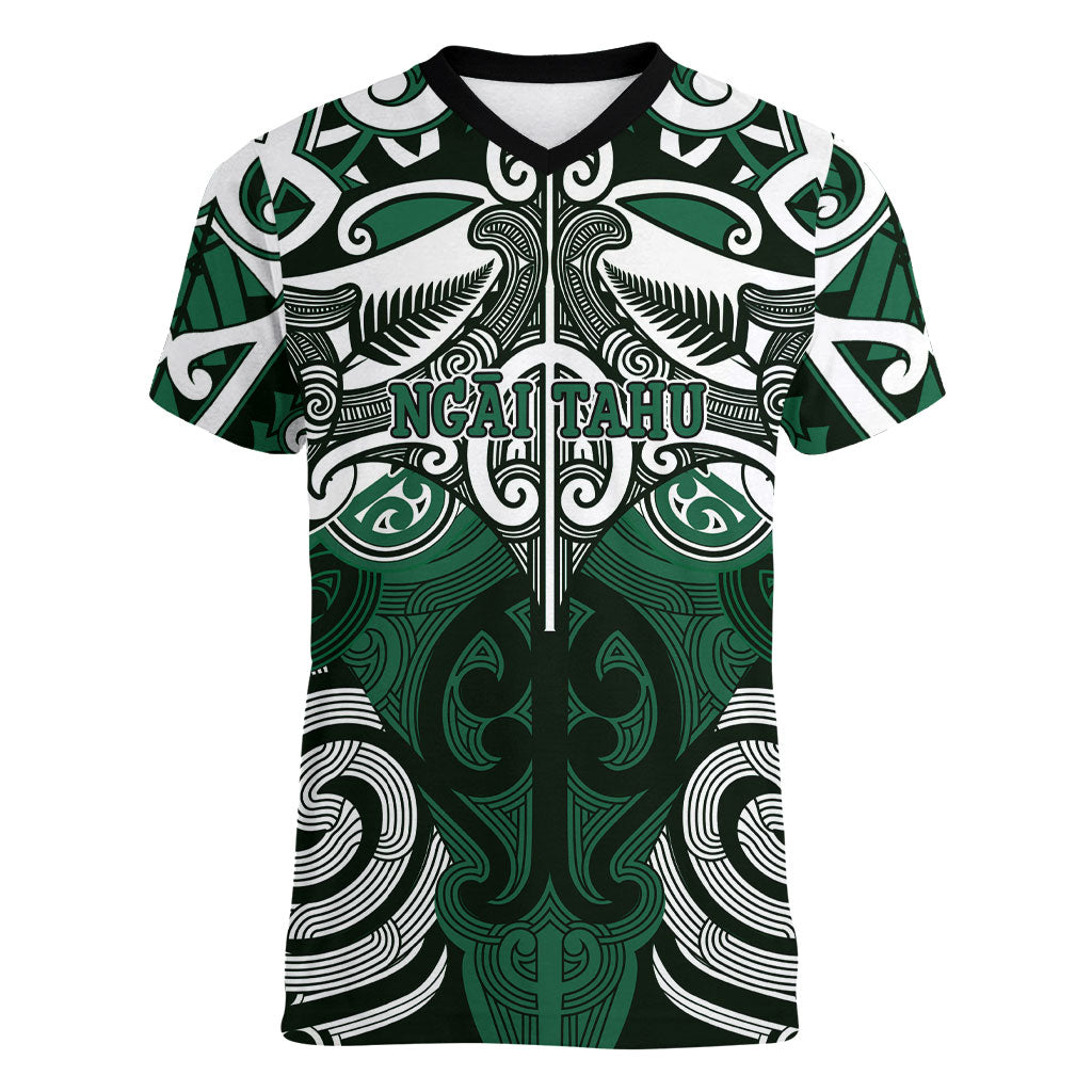 Personalised Maori Ngai Tahu Women V-Neck T-Shirt Silver Fern Kowhaiwhai Art