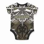 Personalised Maori Waikato Tainui Baby Onesie Silver Fern Kowhaiwhai Art
