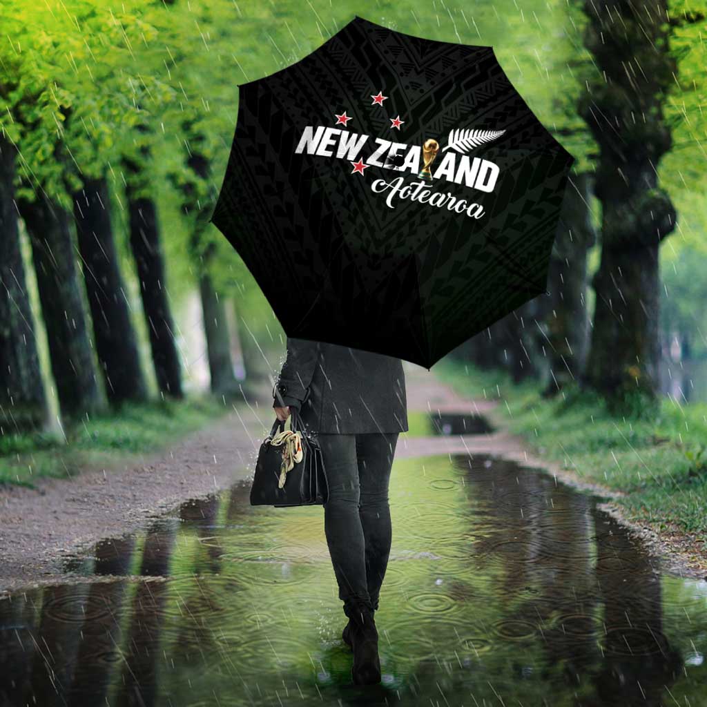 Football New Zealand Umbrella Aotearoa United Black Version - Aussie Hoodie