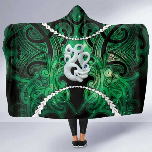 Maori Matariki Manaia Kakariki Hooded Blanket Maori Kowhaiwhai Pattern Galaxy