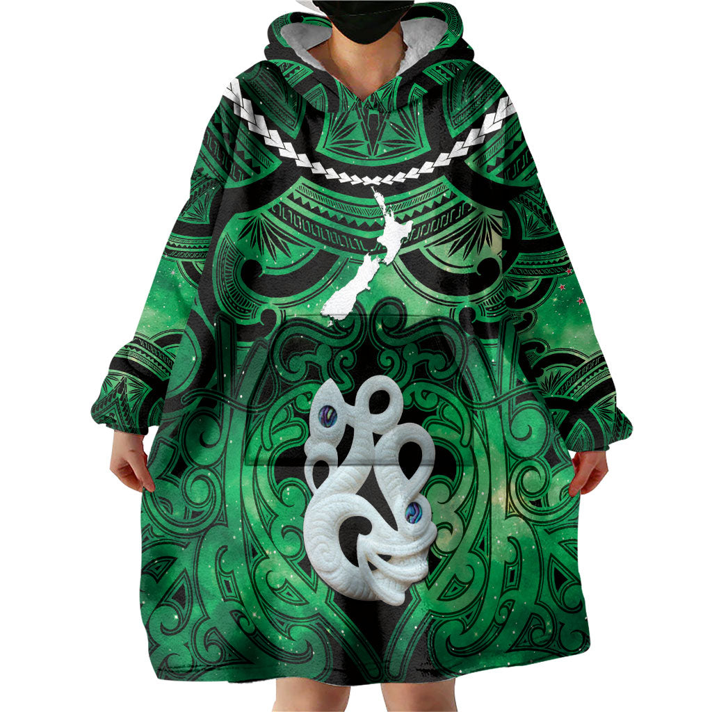 Personalised Maori Matariki Manaia Kakariki Wearable Blanket Hoodie Maori Kowhaiwhai Pattern Galaxy
