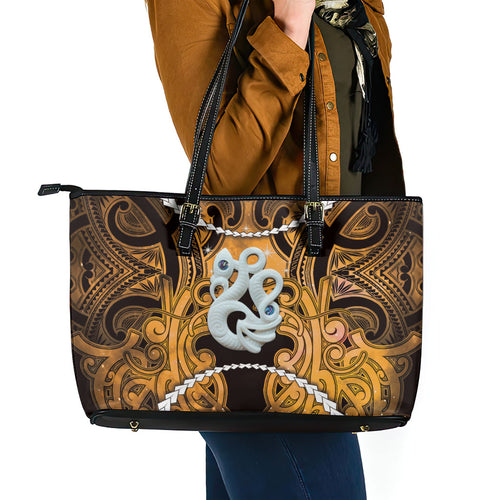 Maori Matariki Manaia Kowhai Leather Tote Bag Maori Kowhaiwhai Pattern Galaxy