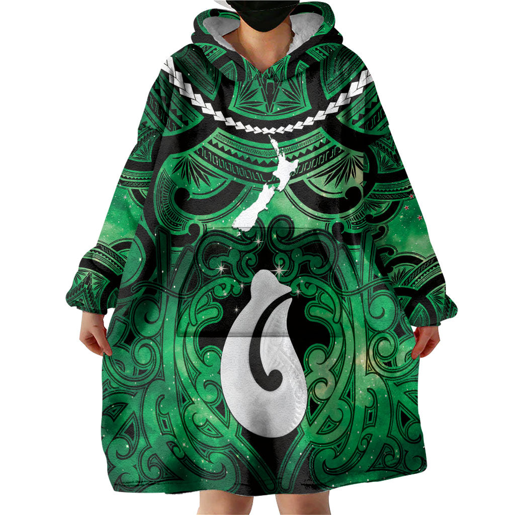 Personalised Maori Matariki Hei Matau Kakariki Wearable Blanket Hoodie Maori Kowhaiwhai Pattern Galaxy