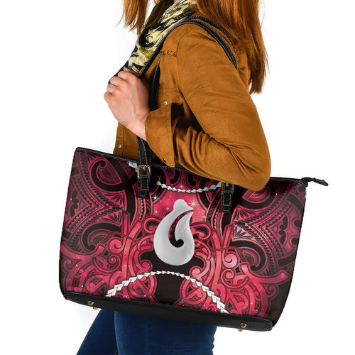 Maori Matariki Hei Matau Whero Leather Tote Bag Maori Kowhaiwhai Pattern Galaxy