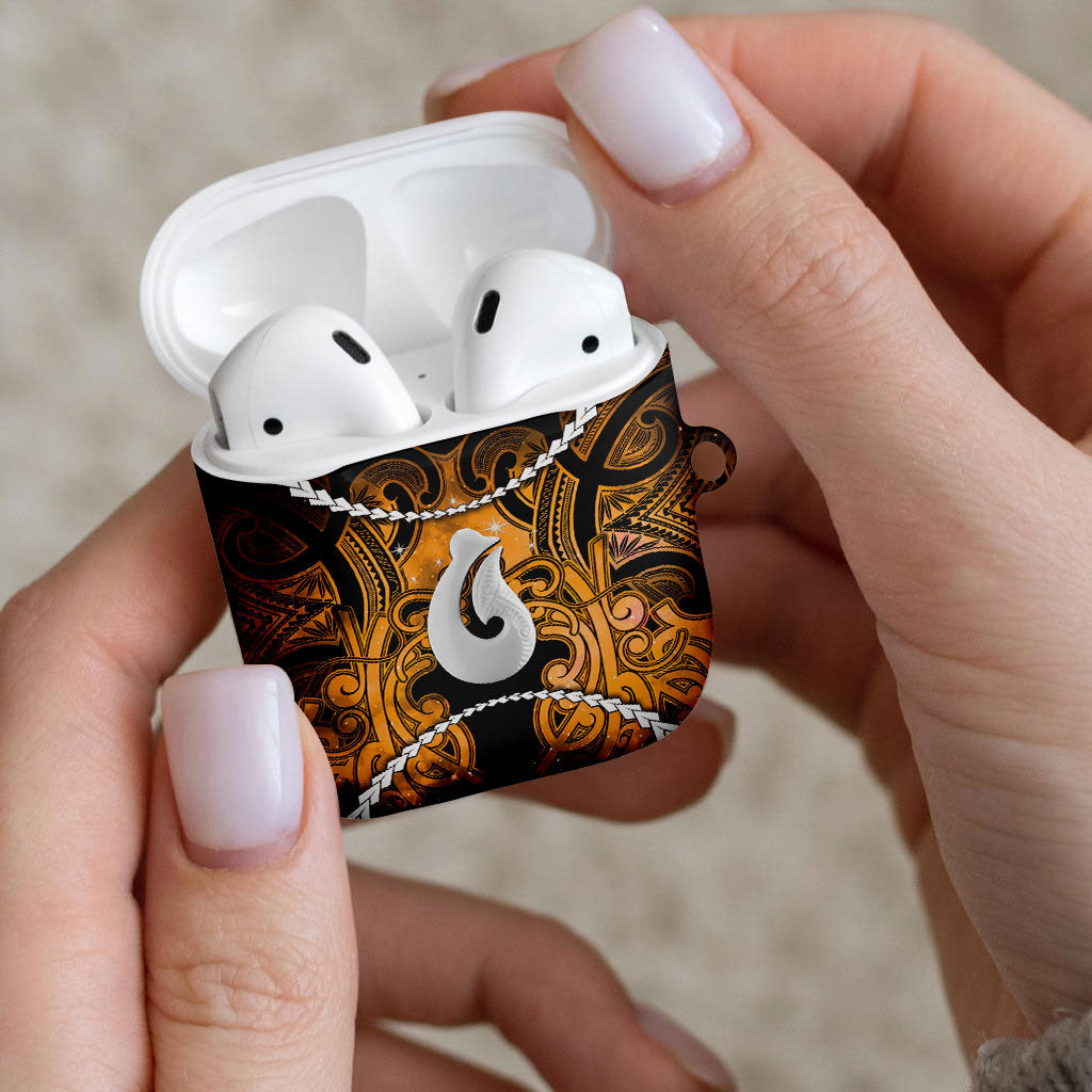 Maori Matariki Hei Matau Kowhai AirPods Case Maori Kowhaiwhai Pattern Galaxy