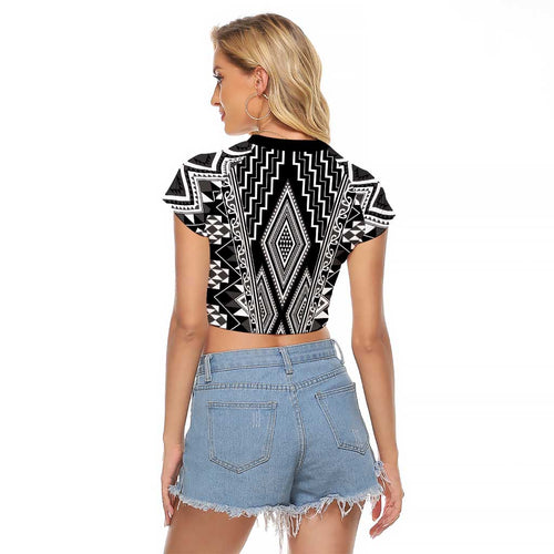 Aotearoa Tukutuku and Poutama Motif Classic Raglan Cropped T Shirt