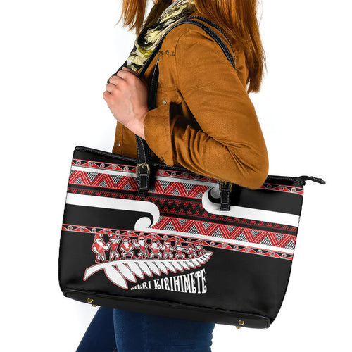 New Zealand Christmas Leather Tote Bag Funny Santa Claus Haka Dance with Tukutuku