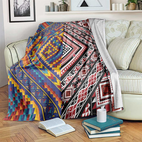 Tuvaluan and New Zealand Culture Blanket The Art of Kolose and Taniko - Aussie Hoodie