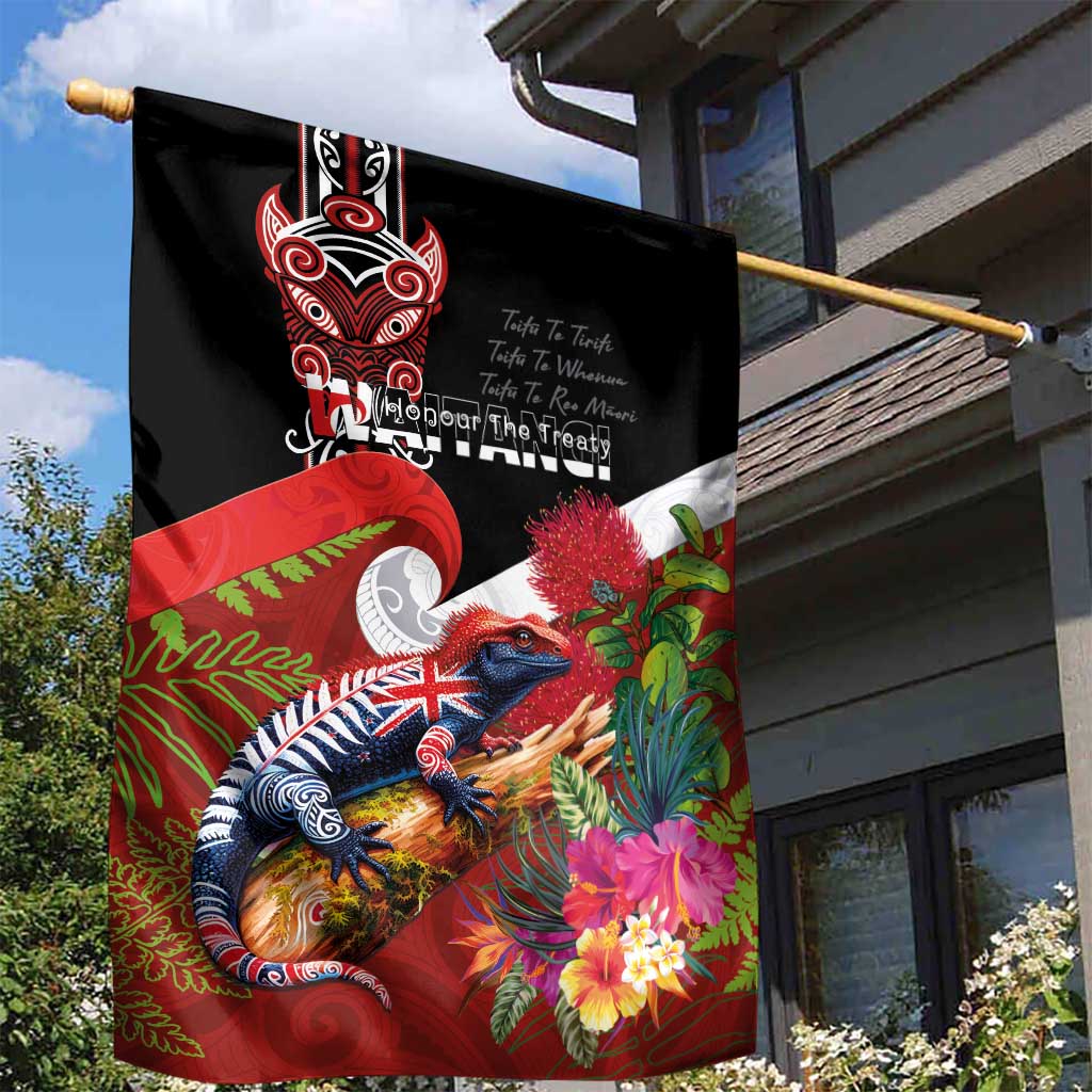 Aotearoa Toitu Te Tiriti Garden Flag Waitangi-Honour The Treaty NZ Tuatara and Plants