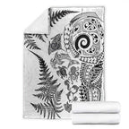New Zealand Sea Animals Blanket with Maori Koru Tribal Tattoo and Silver Ferns White Color