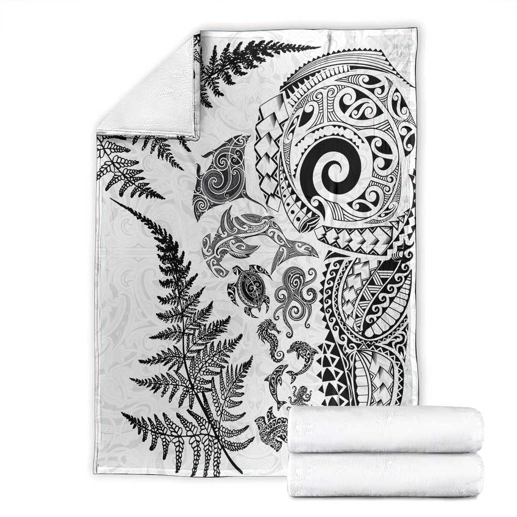 New Zealand Sea Animals Blanket with Maori Koru Tribal Tattoo and Silver Ferns White Color