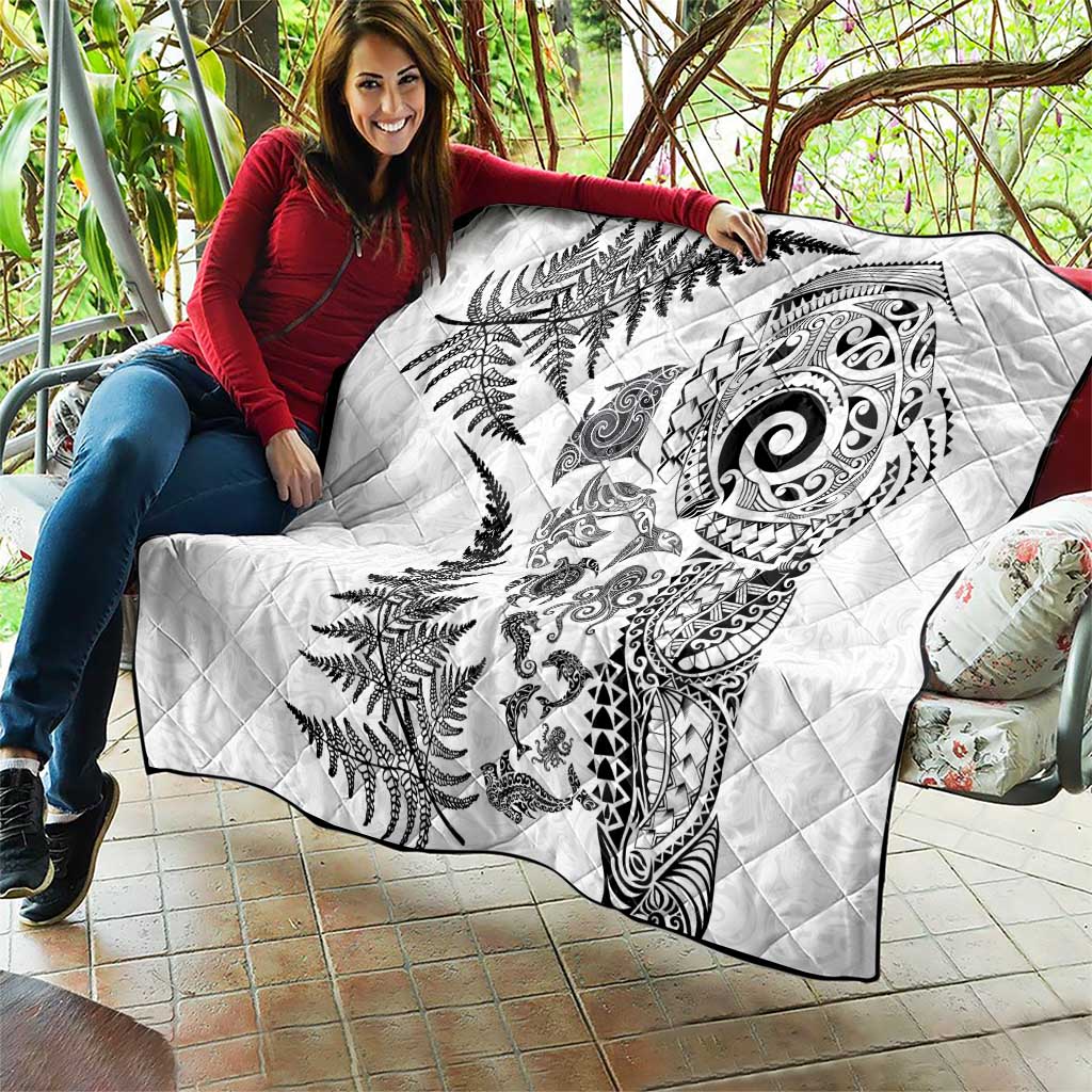 New Zealand Sea Animals Quilt with Maori Koru Tribal Tattoo and Silver Ferns White Color