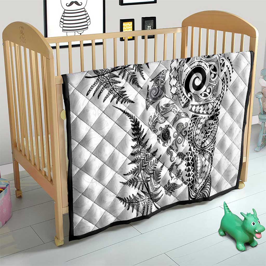 New Zealand Sea Animals Quilt with Maori Koru Tribal Tattoo and Silver Ferns White Color