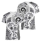 New Zealand Sea Animals Women V-Neck T-Shirt with Maori Koru Tribal Tattoo and Silver Ferns White Color