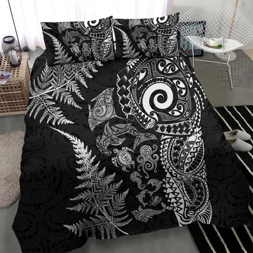 New Zealand Sea Animals Bedding Set with Maori Koru Tribal Tattoo and Silver Ferns Black Color