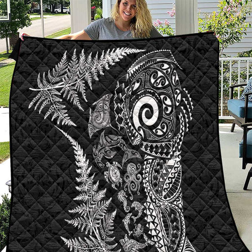 New Zealand Sea Animals Quilt with Maori Koru Tribal Tattoo and Silver Ferns Black Color