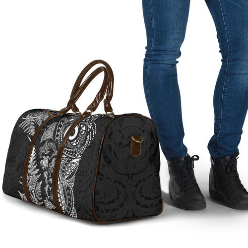 New Zealand Sea Animals Travel Bag with Maori Koru Tribal Tattoo and Silver Ferns Black Color