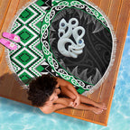 Green Taniko Motif Aotearoa Manaia and Silver Fern Beach Blanket