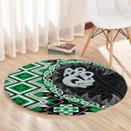 Green Taniko Motif Aotearoa Manaia and Silver Fern Round Carpet