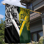 Aotearoa Australia Rugby Garden Flag Maori and Aboriginal Art Sporty Style - Aussie Hoodie