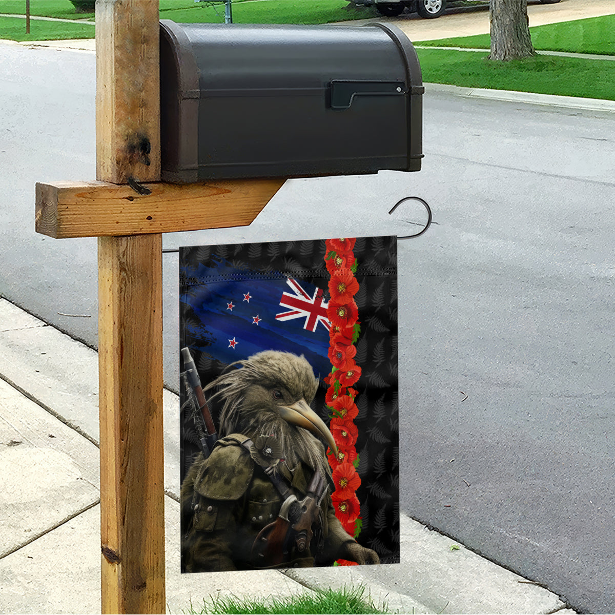 New Zealand Kiwi Soldier ANZAC Garden Flag Red Poppy Flower and Silver Fern Pattern